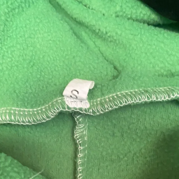 Monsters Inc Costume Disney Mike Wozokowski Green & White One Piece Costume/PJ’s - Picture 6 of 7